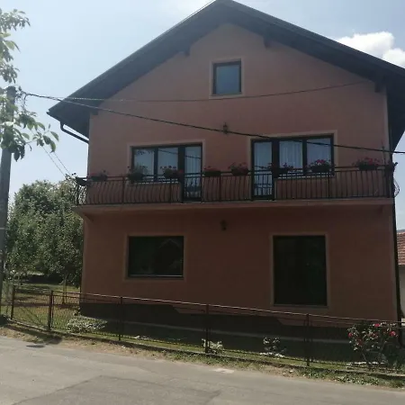 Andira Una Apartman *